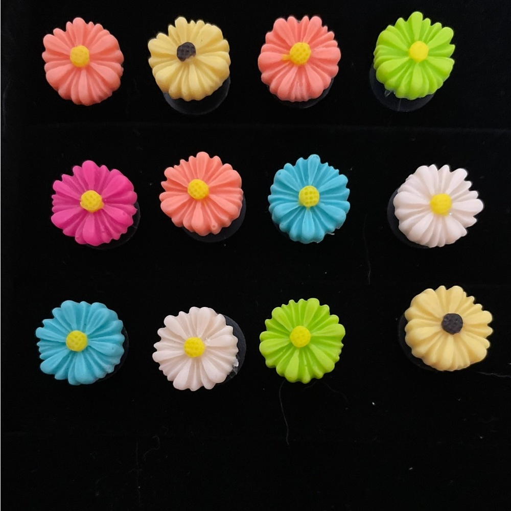 Flower croc shoe decor, croc jibbitz, pack of 12